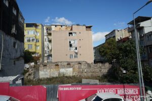 Yeniçeşme Medresesi