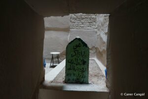 Babazakir Alaattin Türbesi