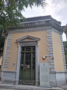 Zeynep Hanım ve Kamil Paşa Türbesi