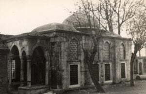 Destari Mustafa Paşa Türbesi