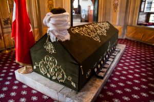 Ertuğrul Gazi Türbesi