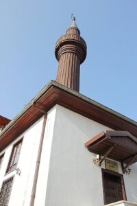 Ahi Tura Camii