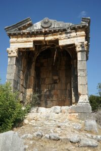 Demircili Aşağı Anıt Mezar