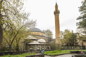 Diyarbakır İskender Paşa Camii