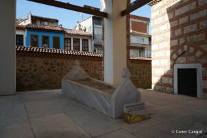 Ebe Gülbahar Hatun Türbesi