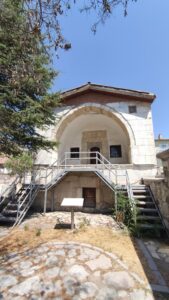 Seyyid Mahmut Suzani Türbesi