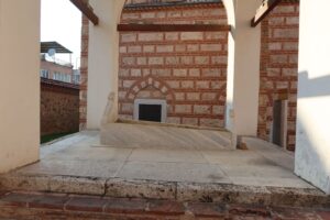 Gülbahar Hatun Türbesi