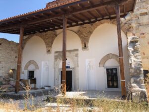 Kamanlı Camii Son Cemaat Yeri