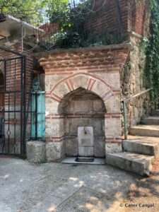 Pir Emir Camii Yanındaki Çeşme