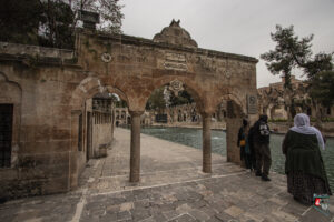 Halilürrahman Camii Avlu Girişi