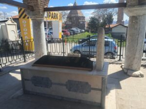 Kesikbaş Türbesi, Altındağ