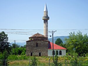 Alaybey Camii, Burim