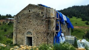 Çakrak Köyü Kilisesi (2), Alucra