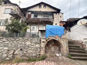 Çarşı Mahallesi Çeşmesi