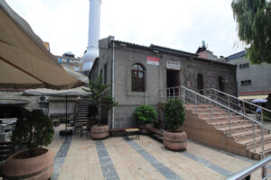 Hatuncuk Hatun Camii, Ortahisar