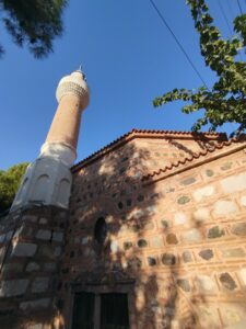 Göktaşlı Camii