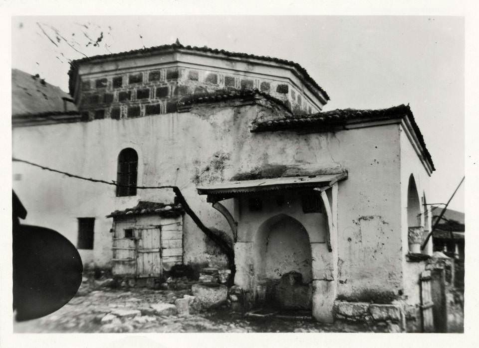 Halil Efendi Çeşmesi, Manisa • Konumu, Fotoğrafları ve Hakkındaki