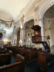 Aziz Yuhanna Katolik Katedral Bazilikası