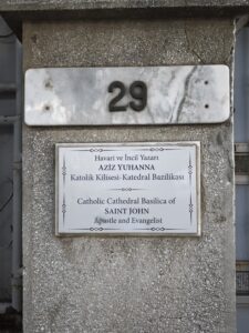 Aziz Yuhanna Katolik Katedral Bazilikası
