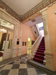 İzmir Aatürk Lisesi Müzesi