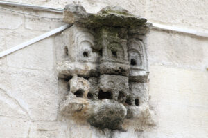 Bali Paşa Cami Kuş Evi
