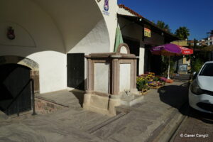 Sipahi Pazarı Vakfı Çeşmesi- 1