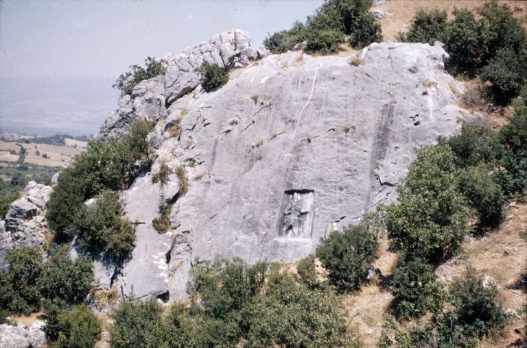 بنای یادبود کارابل