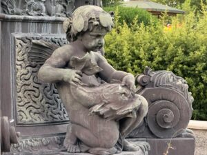 Su Perileri, Ulus
