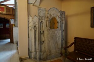 Hamidiye Medresesi İçerisindeki Taşınan Çeşme