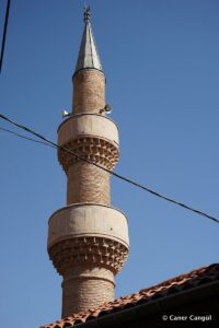 İki Şerefeli Camii