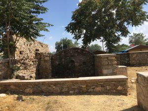 Meydan Camii'nin içeriden görünümü
