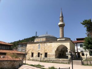 İbn Neccar Camii