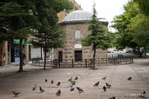 Karyağdı Hatun Türbesi