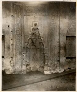 Molla Büyük Camii mihrabı