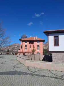 İzzet Ulvi Akyurt Evi