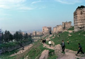 Surlar ve Tekfur Sarayı