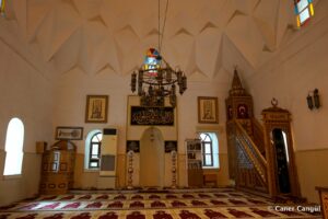 Aynalı Cami İç Görünümü