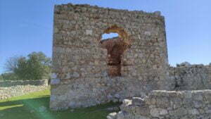 Anonim Türbe 2, Beçin