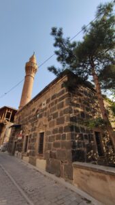 Baş Çeşme Camii