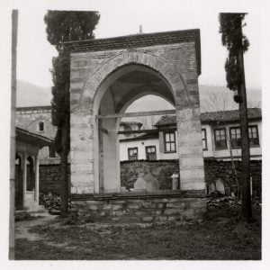 Ebe Gülbahar Hatun Türbesi