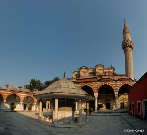 Zal Mahmut Paşa Camii Avlusu ve Şadırvanı