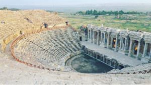 Hierapolis Antik Tiyatrosu