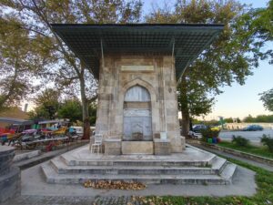 Hacı Adil Bey Çeşmesi