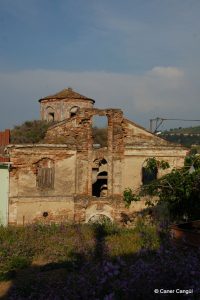 Kemerli Kilise