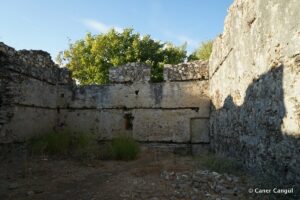 Mamure Hamamı Girişi