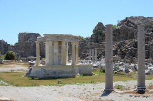 Tyche Tapınağ, Side