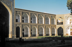 Çahar Bağ Medresesi