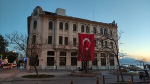Türkiye Denizcilik İşletmeleri Binası, Konak