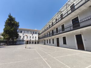 Konak Mesleki ve Teknik Anadolu Lisesi Binası 2 Konak Mesleki ve Teknik Anadolu Lisesi Binası