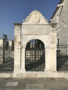 Fatih Camii Yangın Havuzu